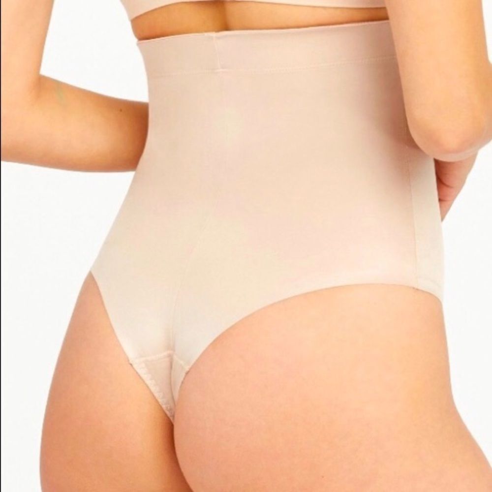 Spanx Shape-Wear High-Waisted Thong Panty Neutral 1X - Picture 9 of 9